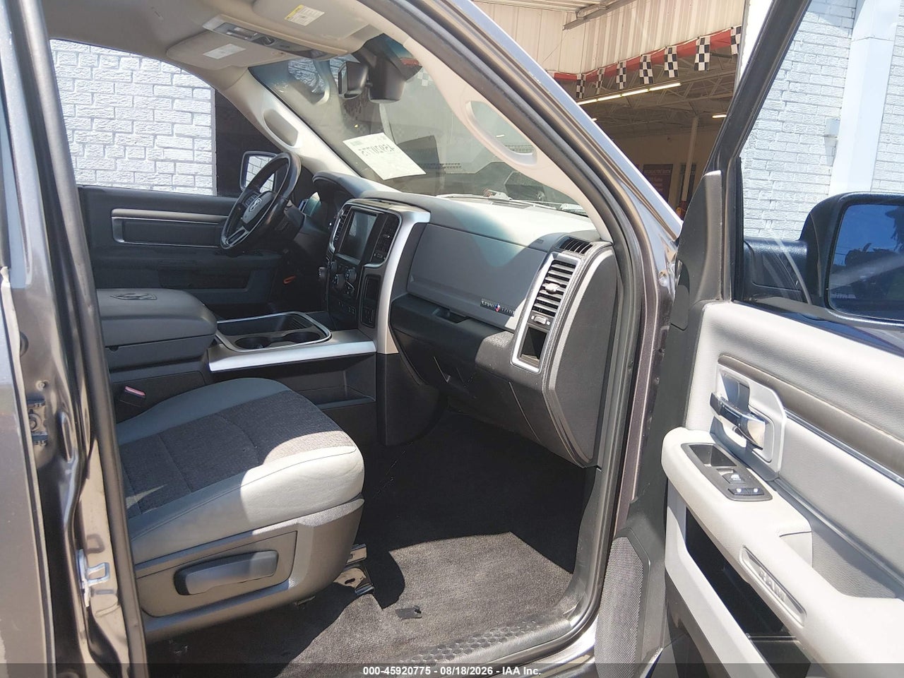 2017 RAM 1500 LONE STAR  4X4 5'7 BOX · 5/11