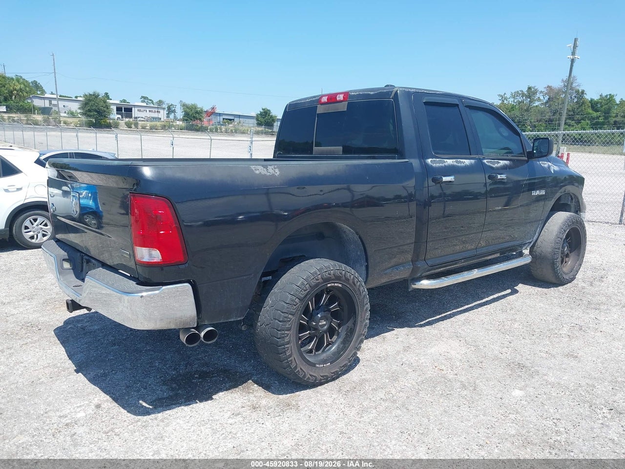 2010 DODGE RAM 1500 SLT/SPORT/TRX · 4/11