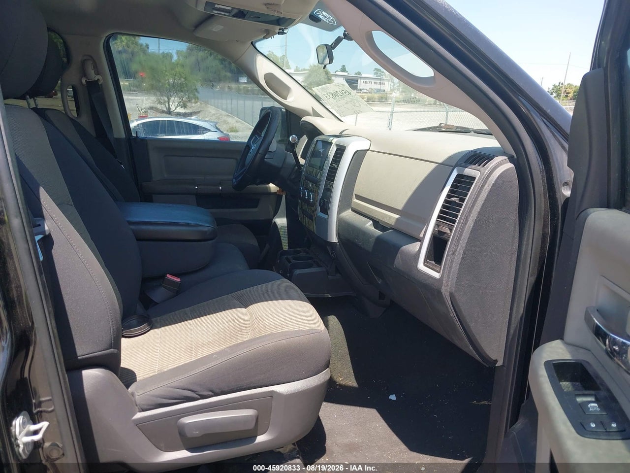 2010 DODGE RAM 1500 SLT/SPORT/TRX · 5/11