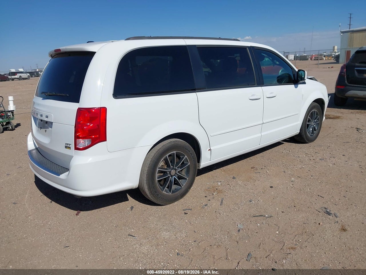 2017 DODGE GRAND CARAVAN GT · 4/11