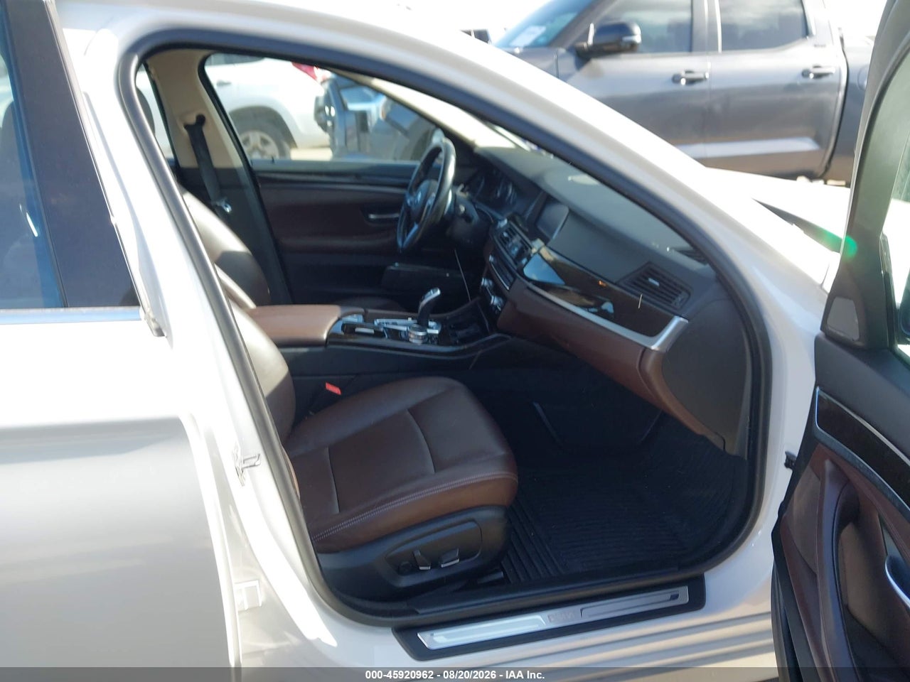 2016 BMW 528I · 5/11