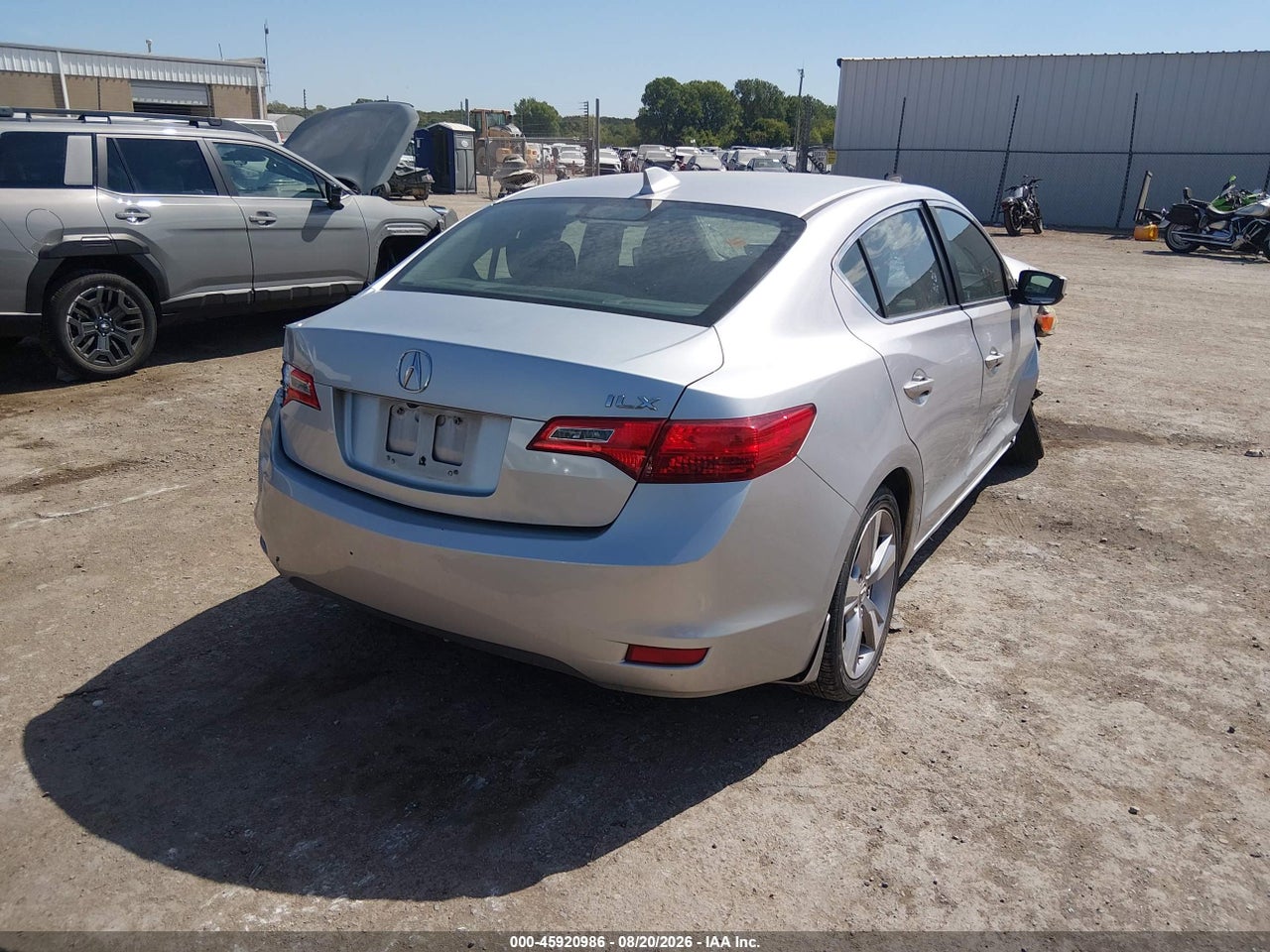 2013 ACURA ILX 2.0L · 4/10
