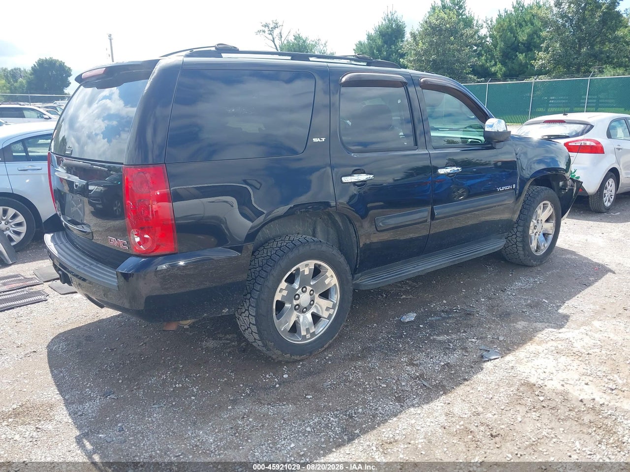 2007 GMC YUKON SLT · 4/11