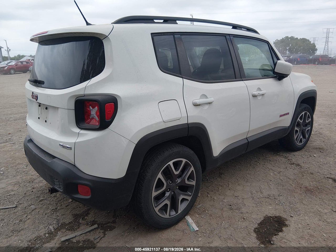 2016 JEEP RENEGADE LATITUDE · 4/11