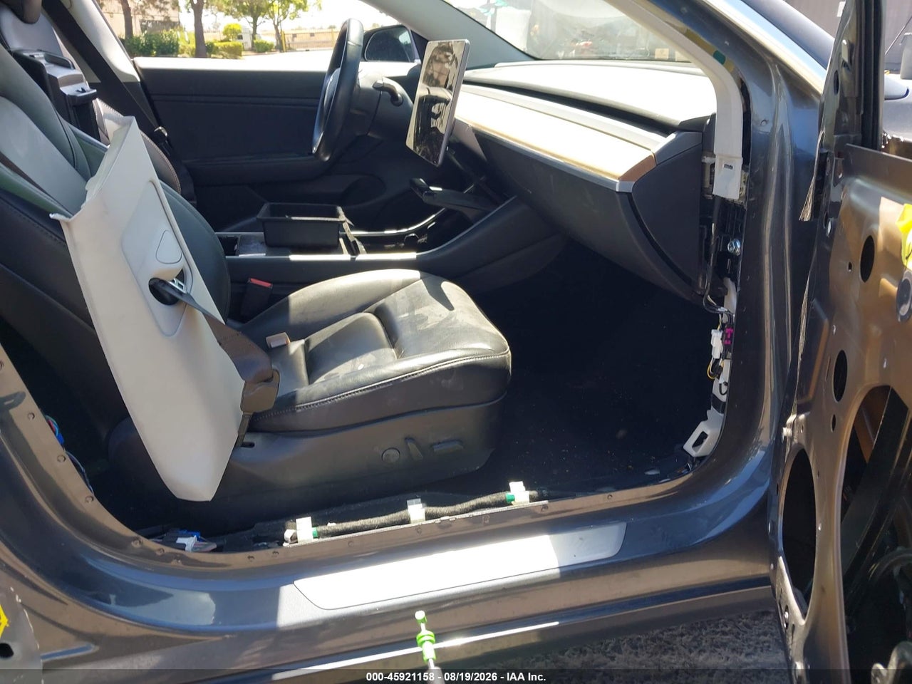 2019 TESLA MODEL 3 LONG RANGE/MID RANGE/STANDARD RANGE/STANDARD RANGE PLUS · 5/11