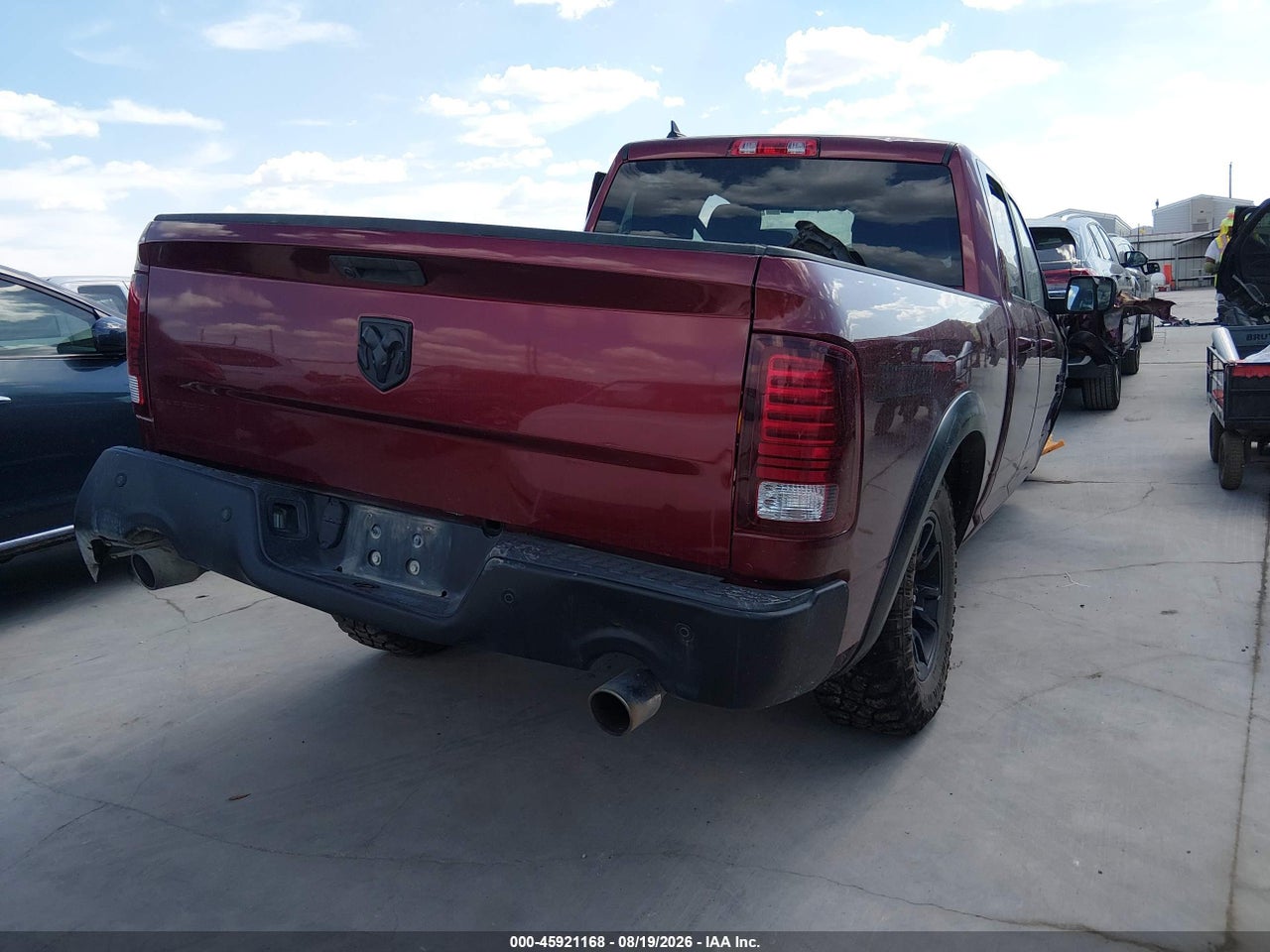 2021 RAM 1500 CLASSIC WARLOCK  4X2 6'4 BOX · 4/11