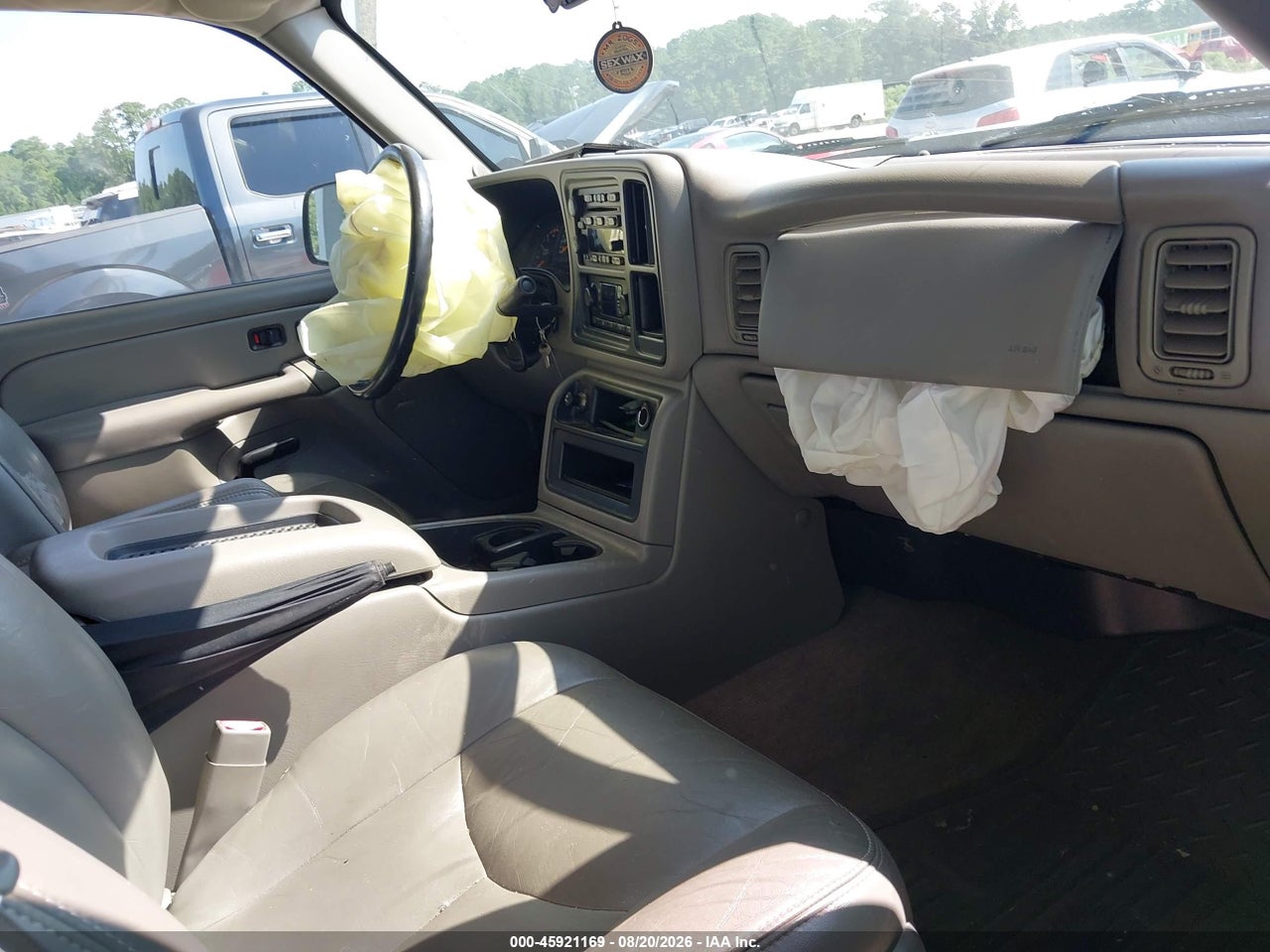 2004 GMC SIERRA 2500HD SLT · 5/11
