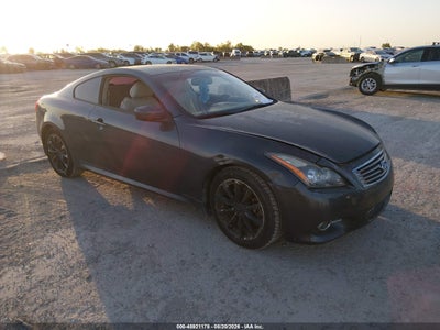 JN1CV6EK8DM****** · 2013 INFINITI G37 JOURNEY