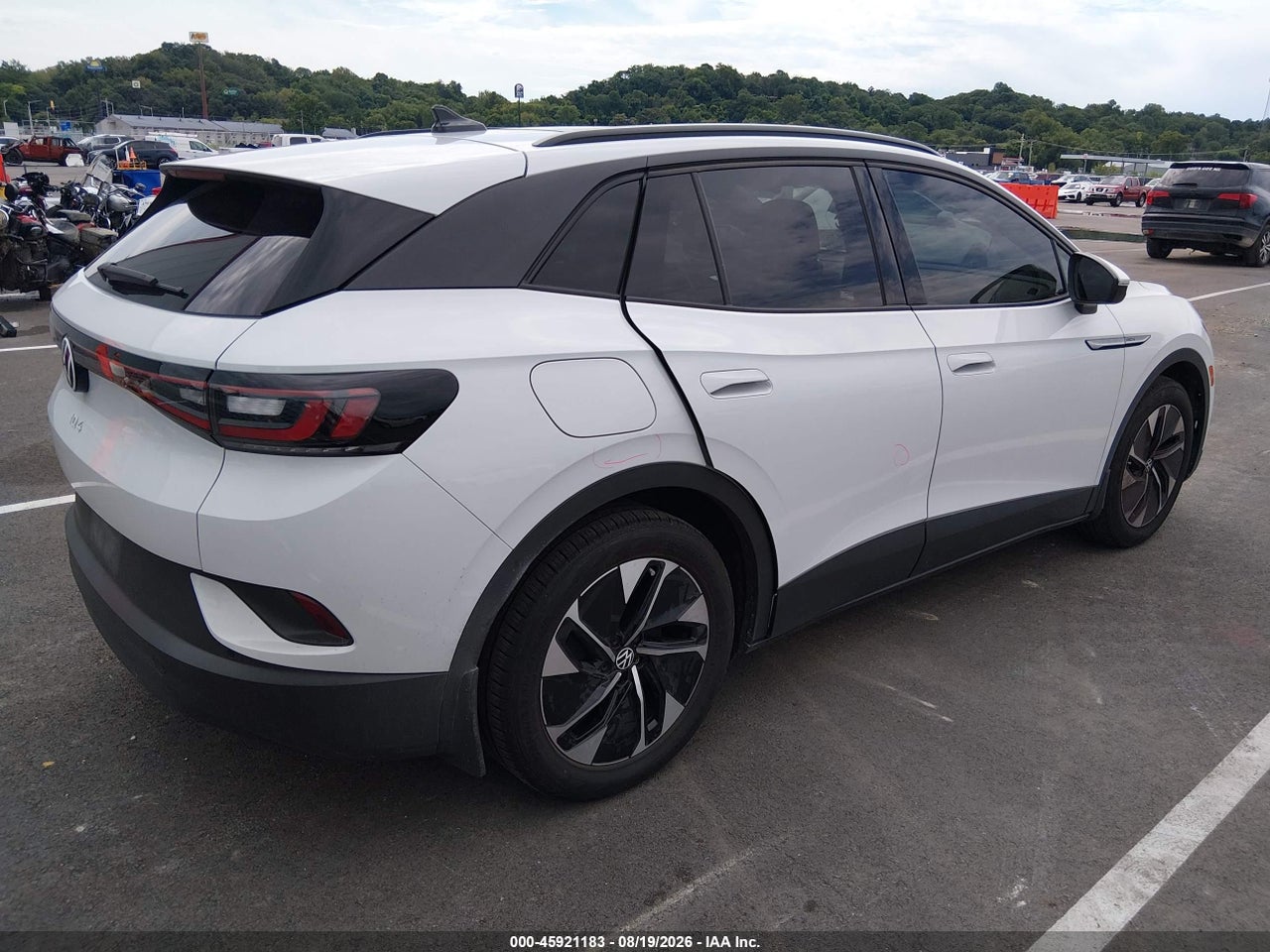 2021 VOLKSWAGEN ID.4 PRO S · 4/11