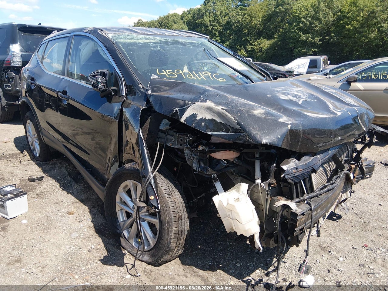 JN1BJ1CR9HW****** · 2017 NISSAN ROGUE SPORT SV