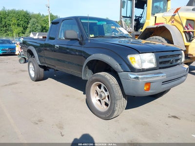 2000 TOYOTA TACOMA BASE V6
