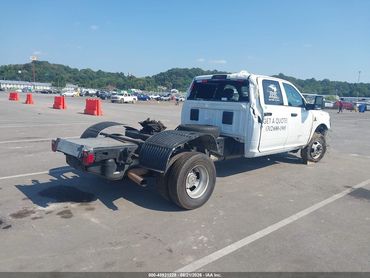 2024 RAM 3500 CHASSIS TRADESMAN/SLT/LARAMIE/LIMITED · 4/4