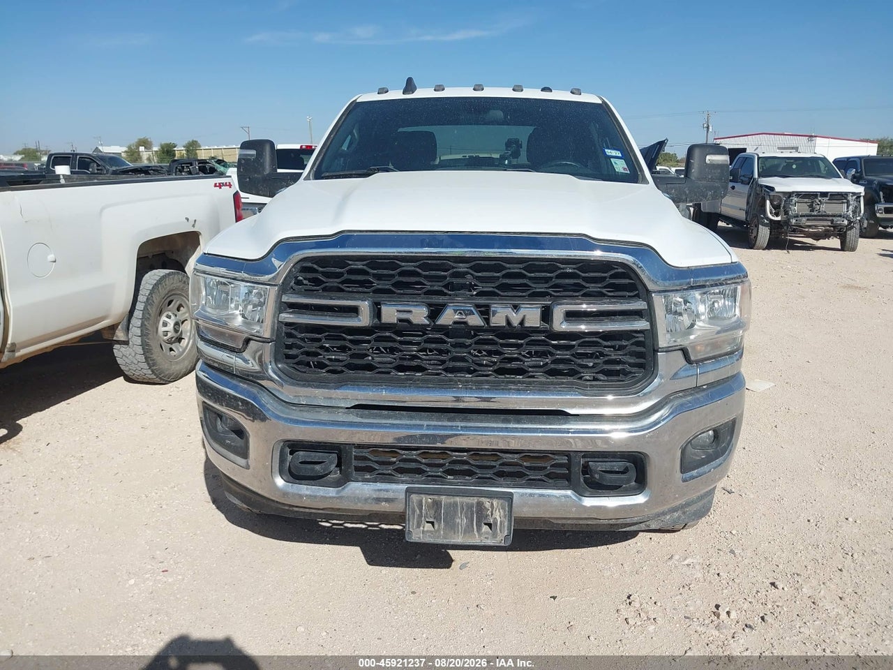 2023 RAM 2500 TRADESMAN  4X4 6'4 BOX · 6/11