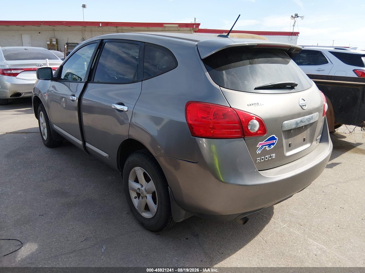 2012 NISSAN ROGUE S · 3/11