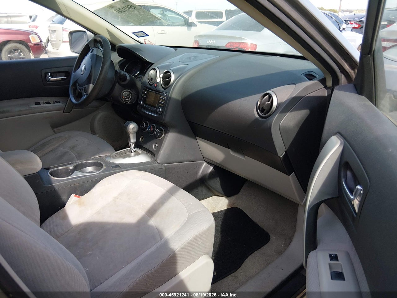 2012 NISSAN ROGUE S · 5/11