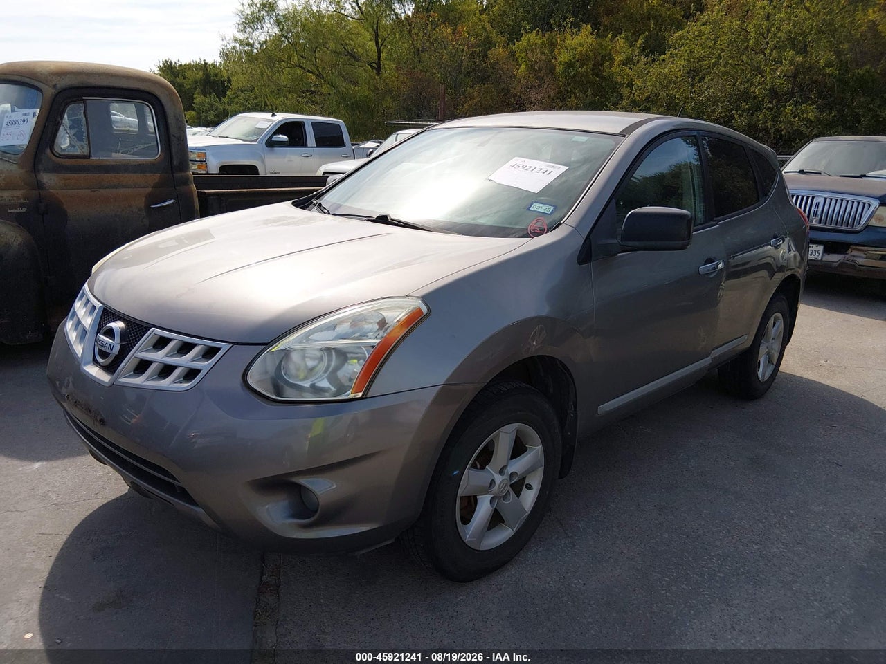 2012 NISSAN ROGUE S · 2/11