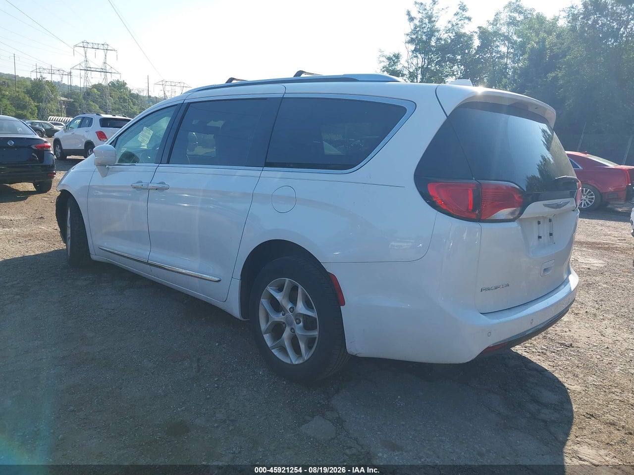 2018 CHRYSLER PACIFICA TOURING L PLUS · 3/10