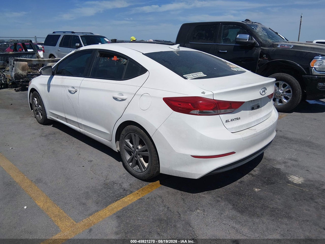 2017 HYUNDAI ELANTRA SE · 3/11