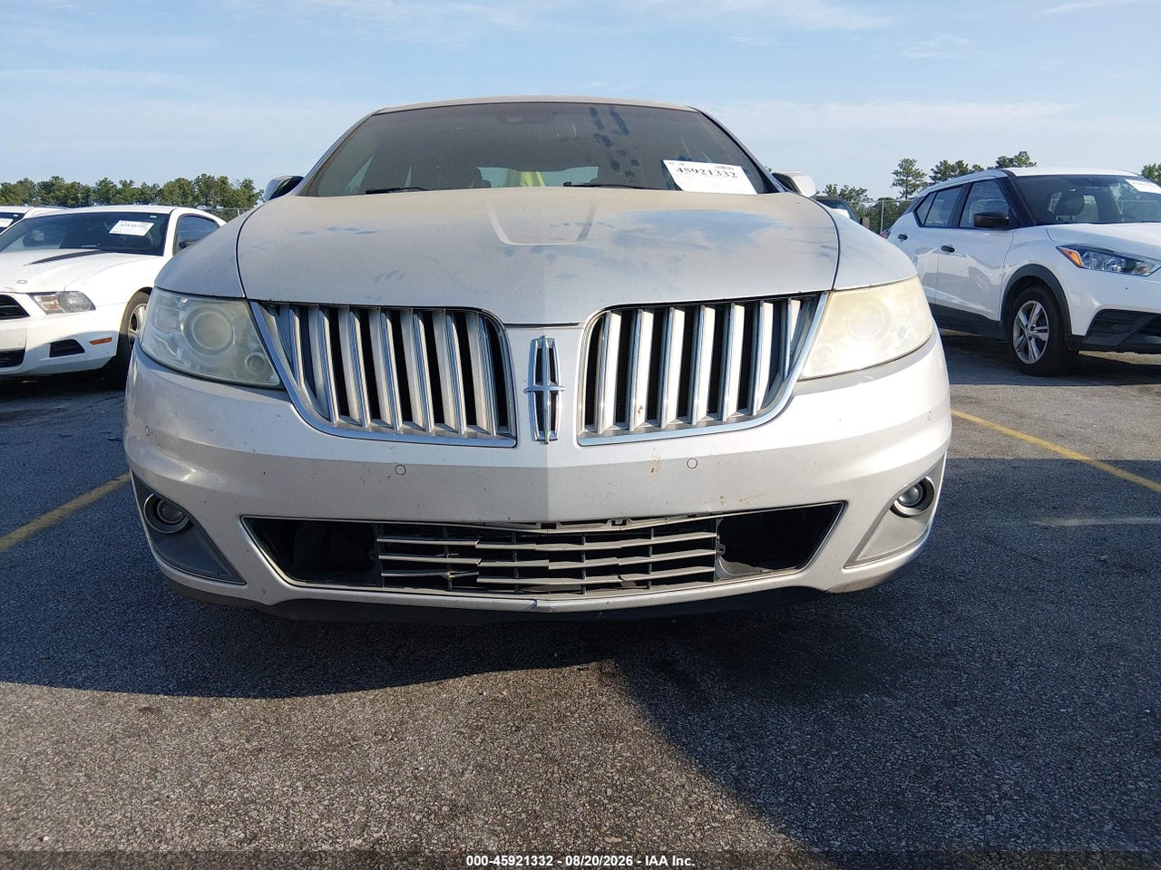 2009 LINCOLN MKS · 6/11