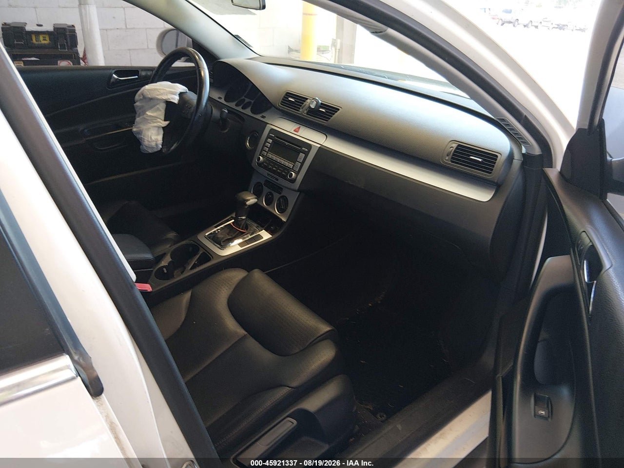 2008 VOLKSWAGEN PASSAT KOMFORT · 5/11