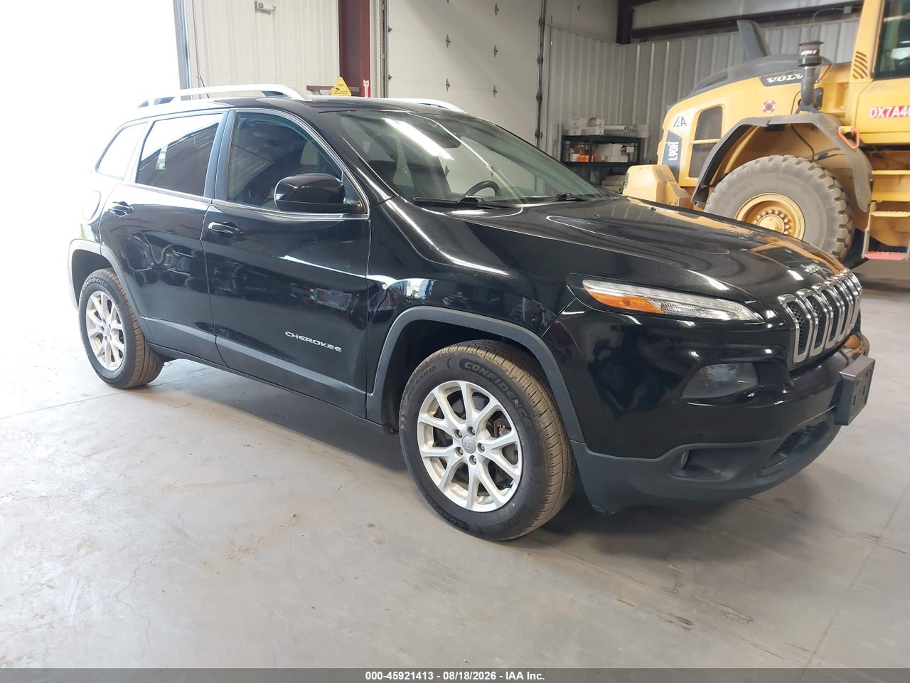 1C4PJMCB6JD****** · 2018 JEEP CHEROKEE LATITUDE 4X4