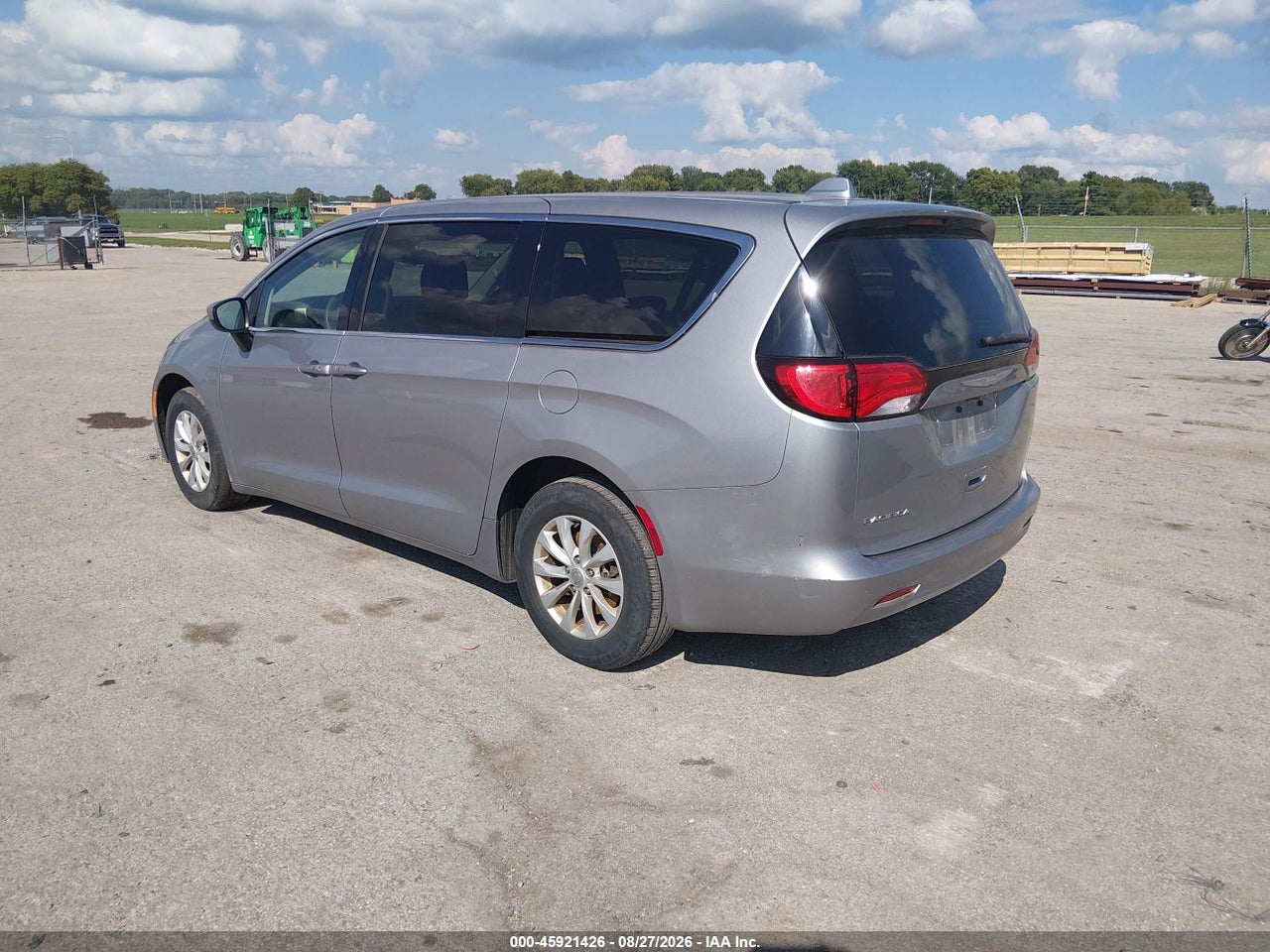 2017 CHRYSLER PACIFICA TOURING · 3/11