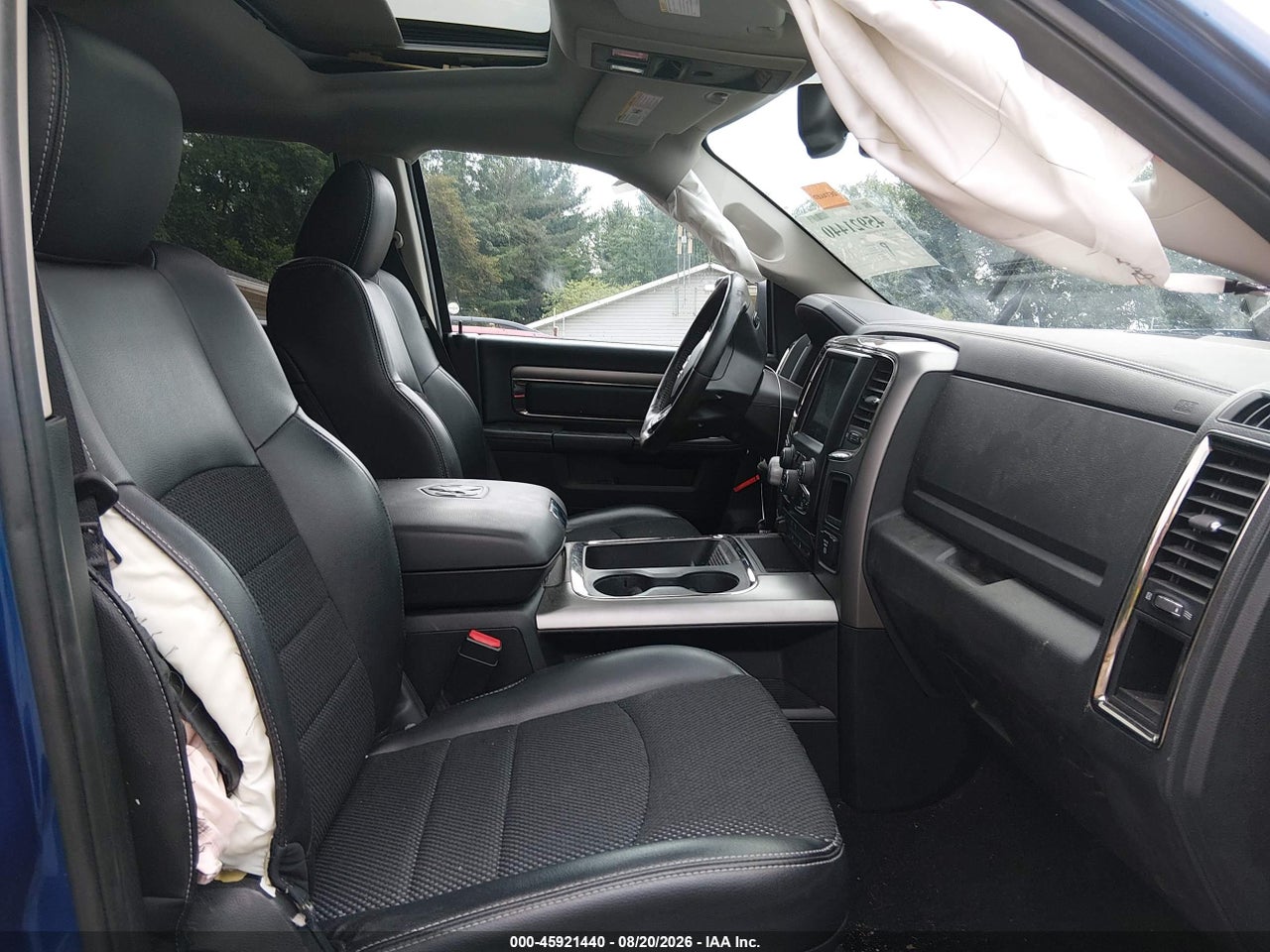 2016 RAM 1500 SPORT · 5/11