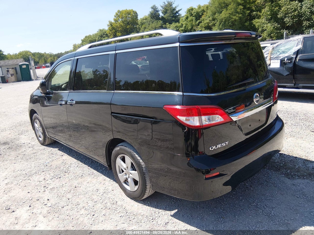 2017 NISSAN QUEST SV · 3/11