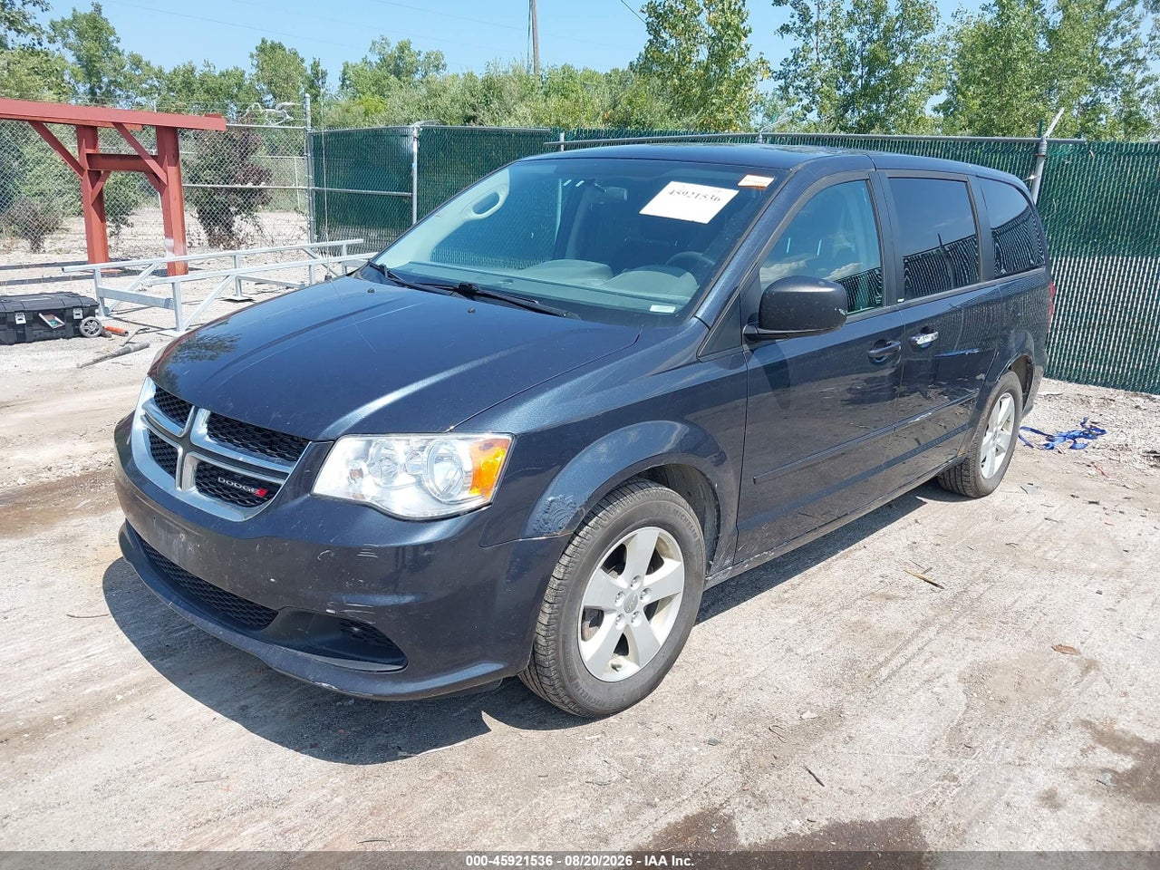 2013 DODGE GRAND CARAVAN SE · 2/11