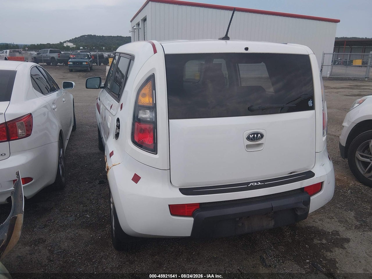 2010 KIA SOUL + · 6/11