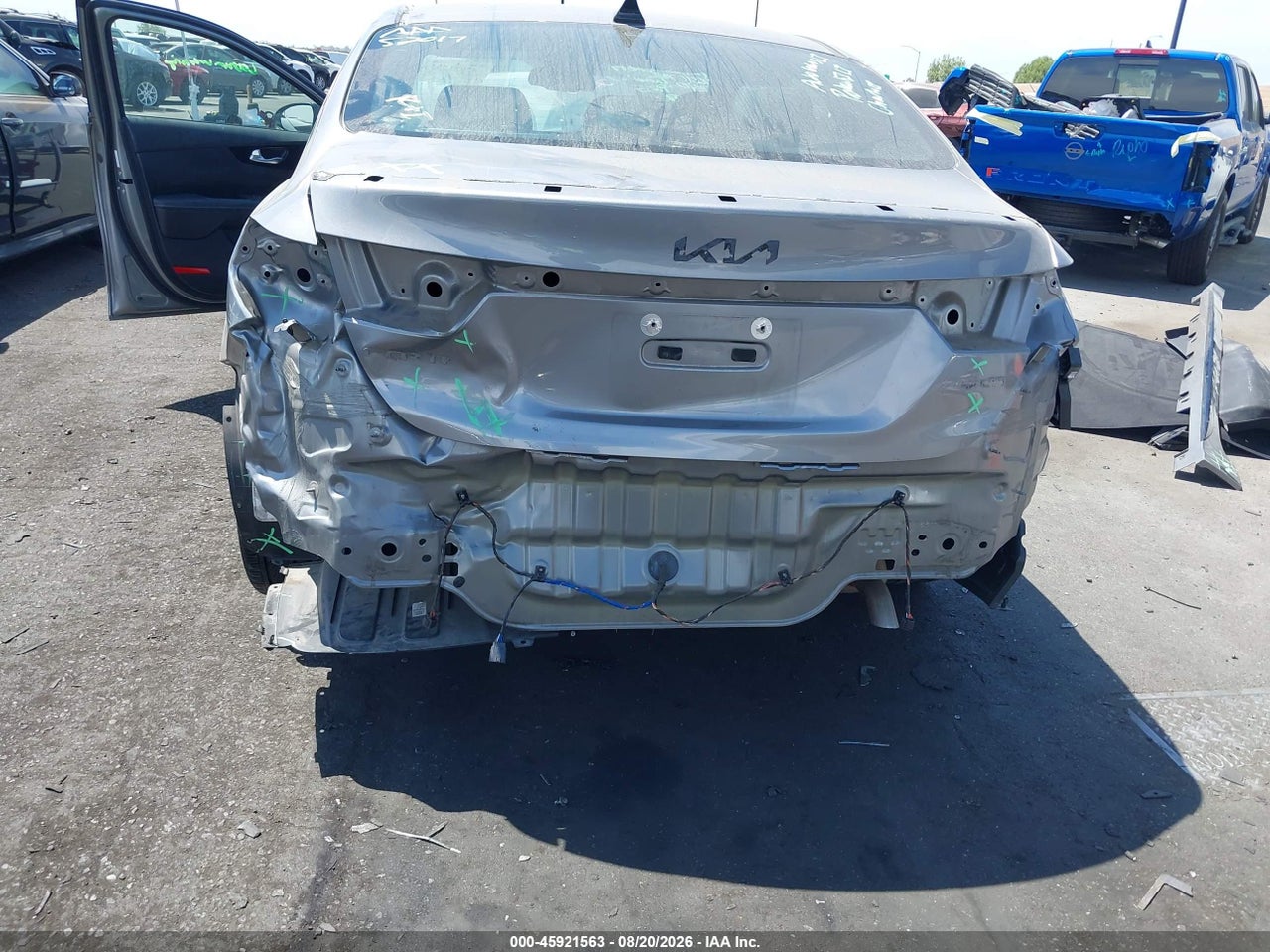 2024 KIA FORTE GT-LINE · 6/11