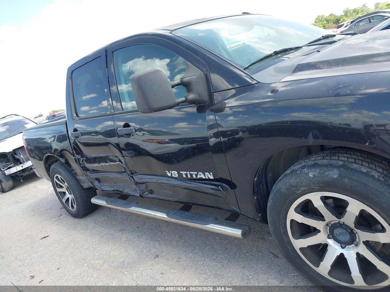 2013 NISSAN TITAN SV · 6/11