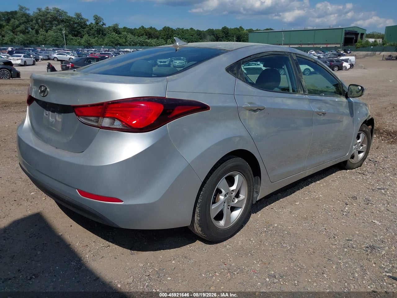 2014 HYUNDAI ELANTRA SE · 4/11