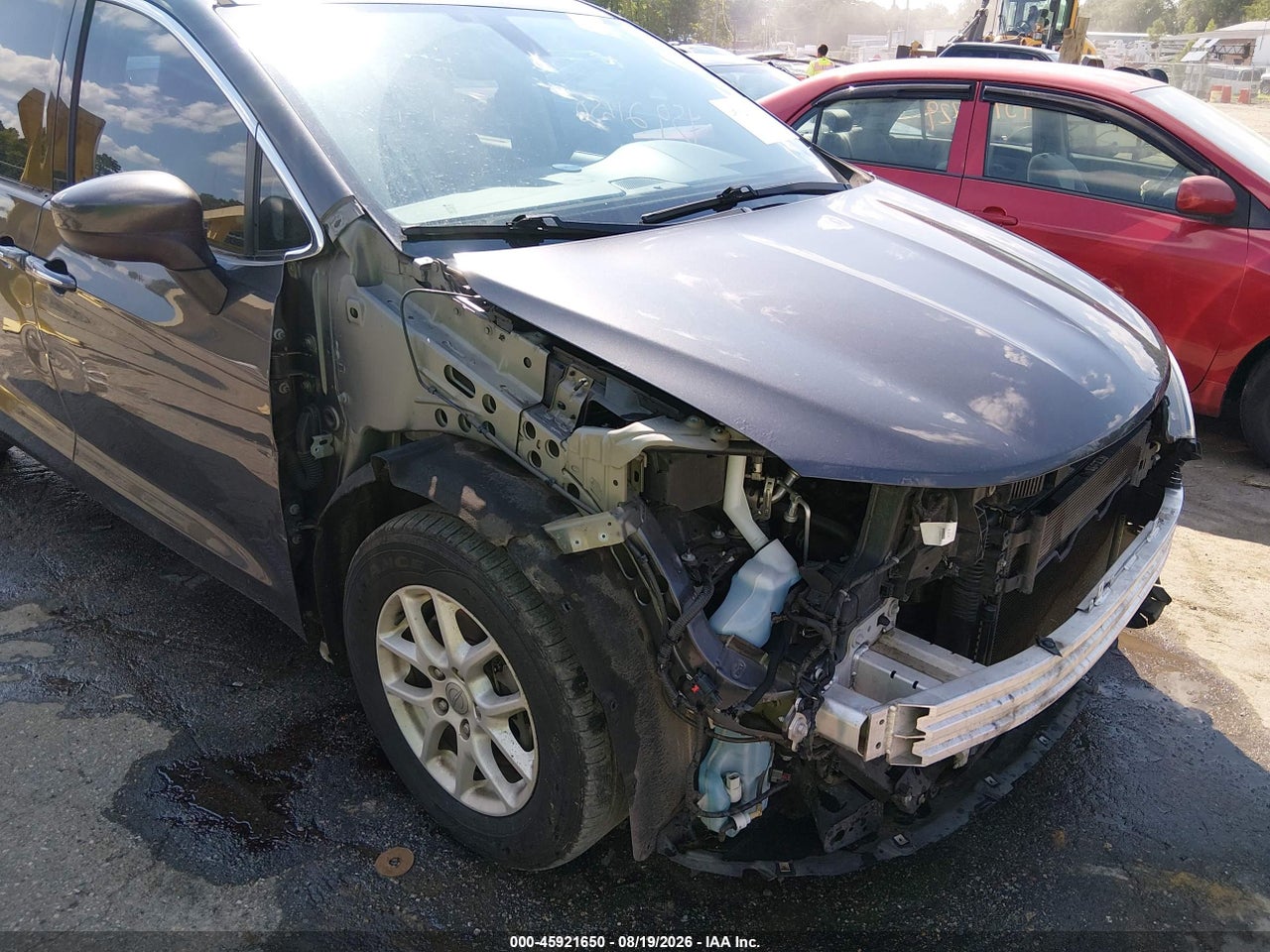 2017 CHRYSLER PACIFICA TOURING PLUS · 6/11