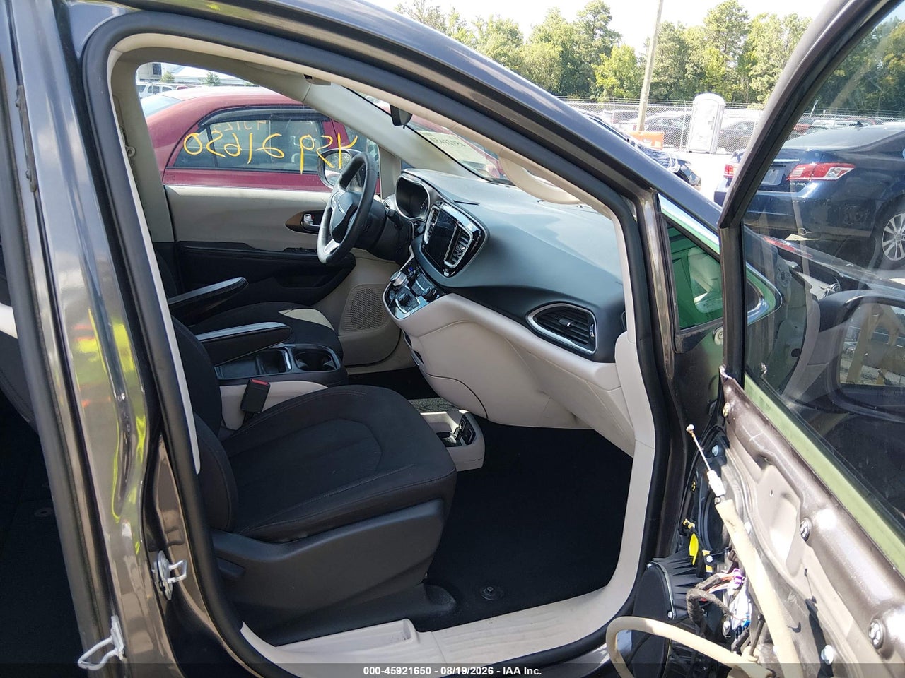 2017 CHRYSLER PACIFICA TOURING PLUS · 5/11