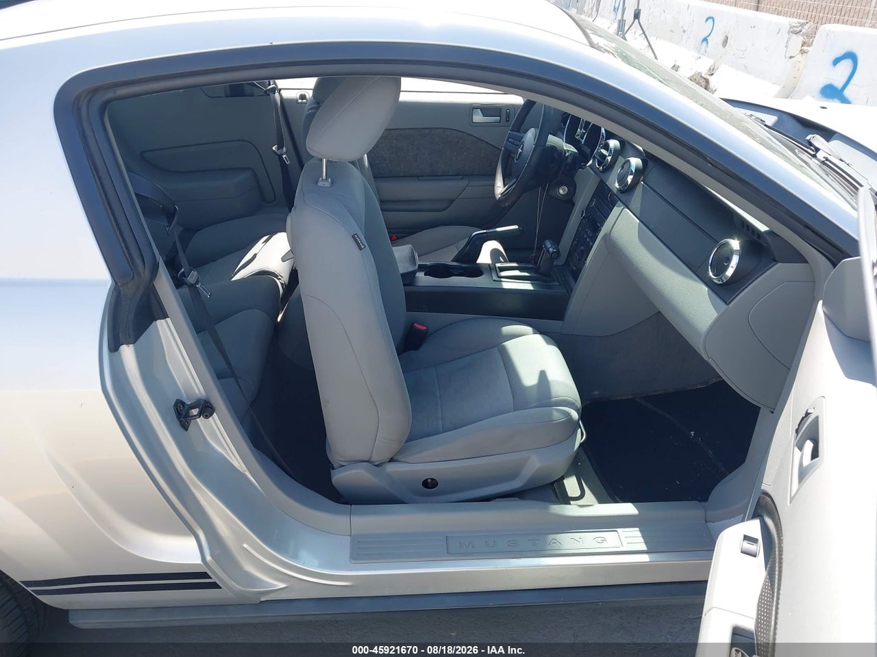 2009 FORD MUSTANG V6/V6 PREMIUM · 5/11