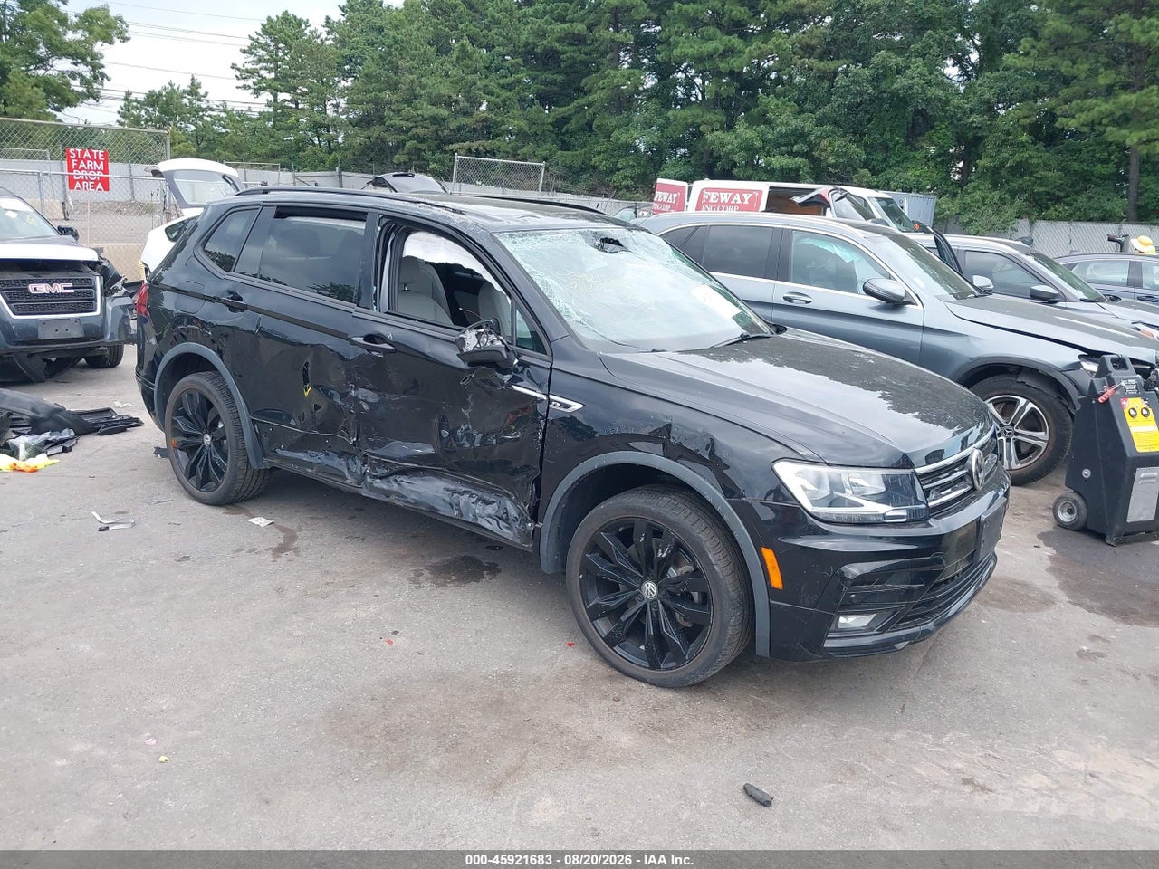 3VV2B7AX6MM****** · 2021 VOLKSWAGEN TIGUAN 2.0T SE/2.0T SE R-LINE BLACK/2.0T SEL