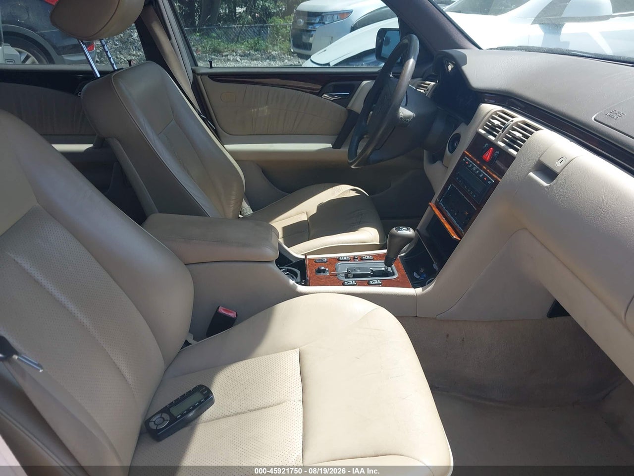 1996 MERCEDES-BENZ E 320 · 5/11
