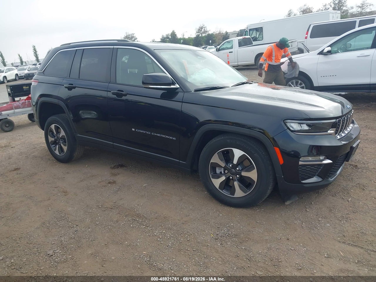 1C4RJYB65P8****** · 2023 JEEP GRAND CHEROKEE 4XE