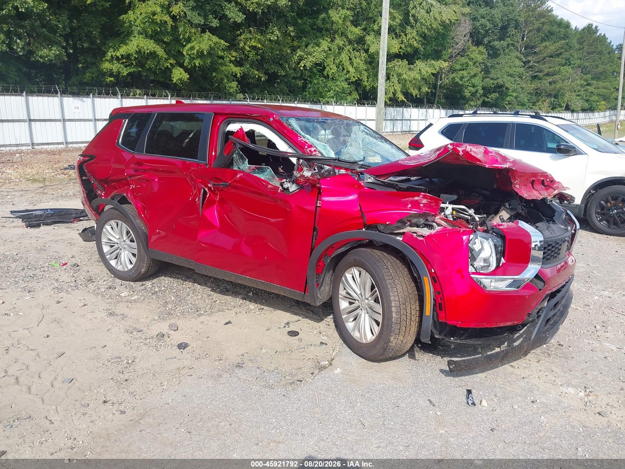 JA4J3UA85RZ****** · 2024 MITSUBISHI OUTLANDER ES 2.5 2WD