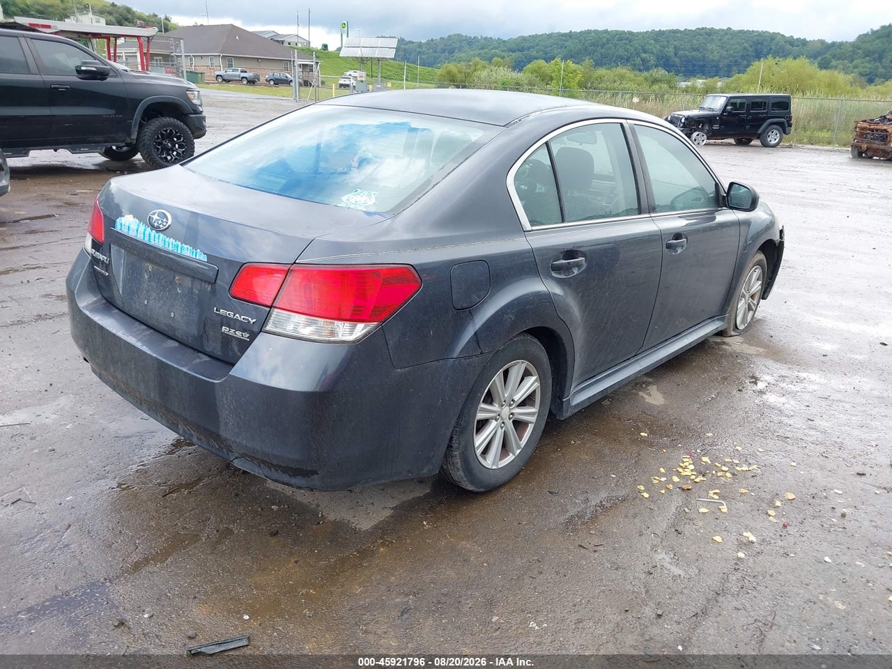 2011 SUBARU LEGACY 2.5I PREMIUM · 4/11