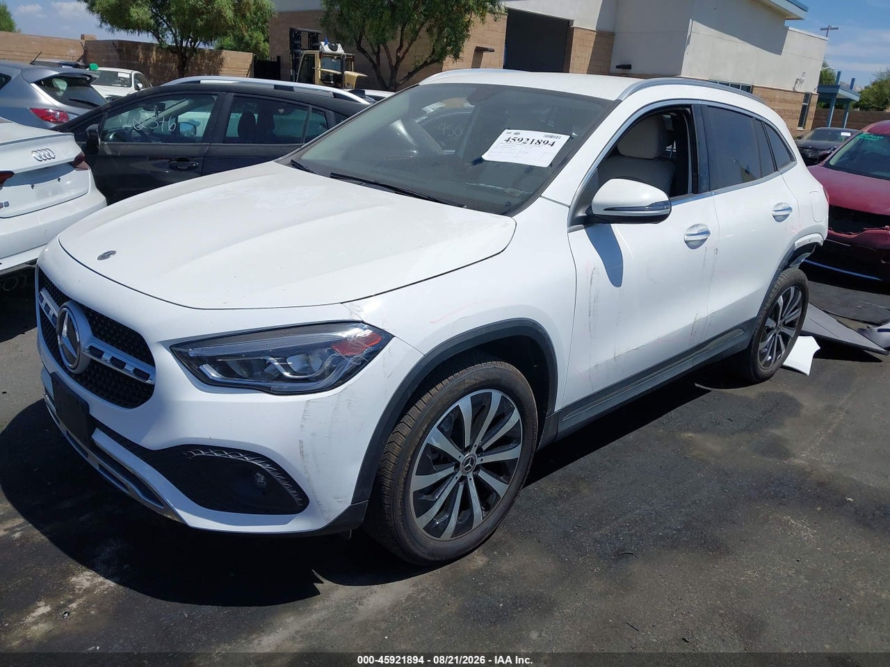 2023 MERCEDES-BENZ GLA 250 · 2/11