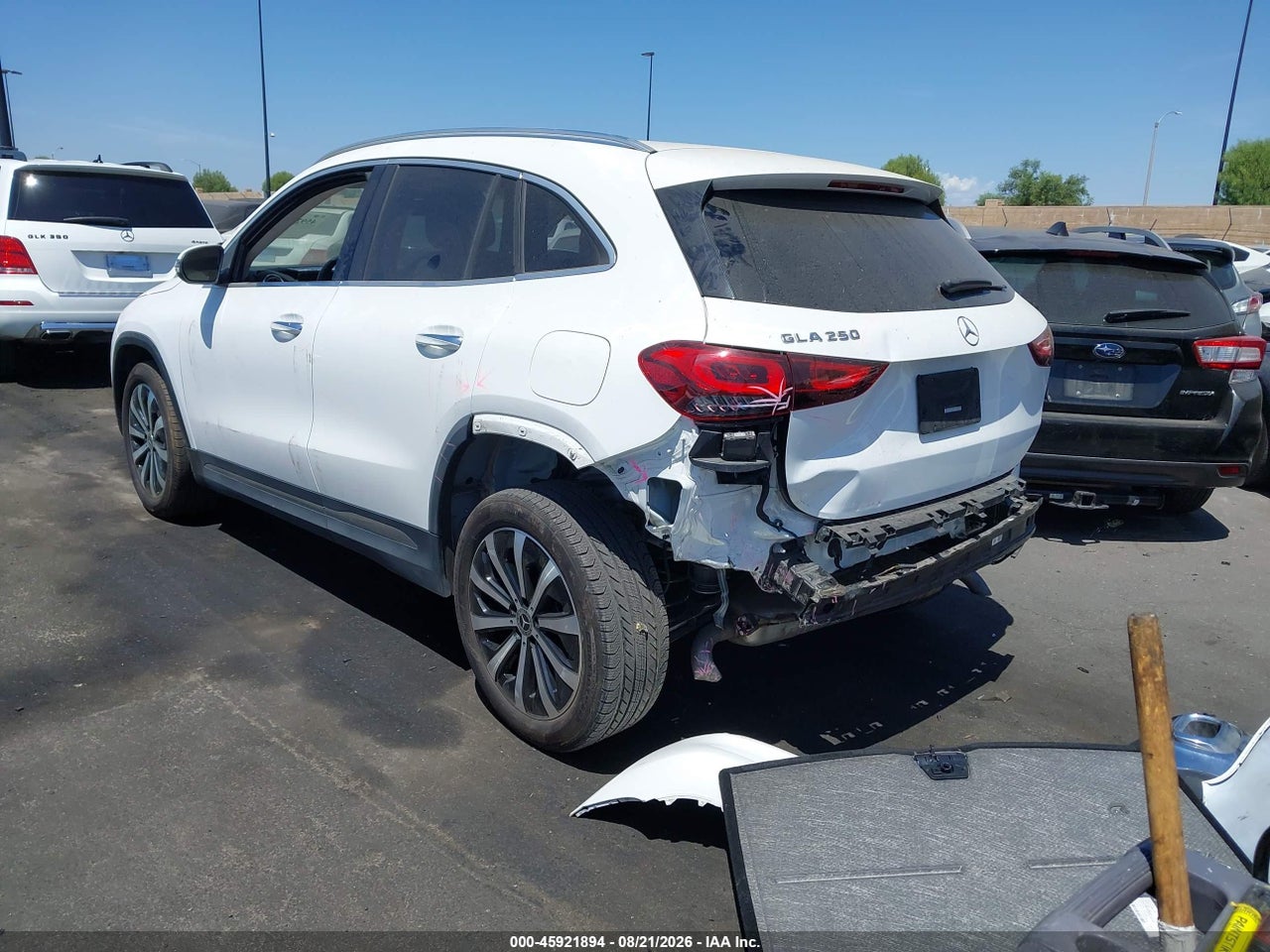2023 MERCEDES-BENZ GLA 250 · 3/11
