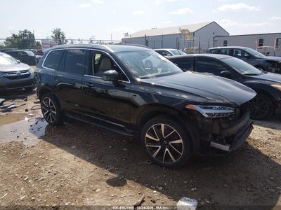 2020 VOLVO XC90 T6 MOMENTUM 6 PASSENGER