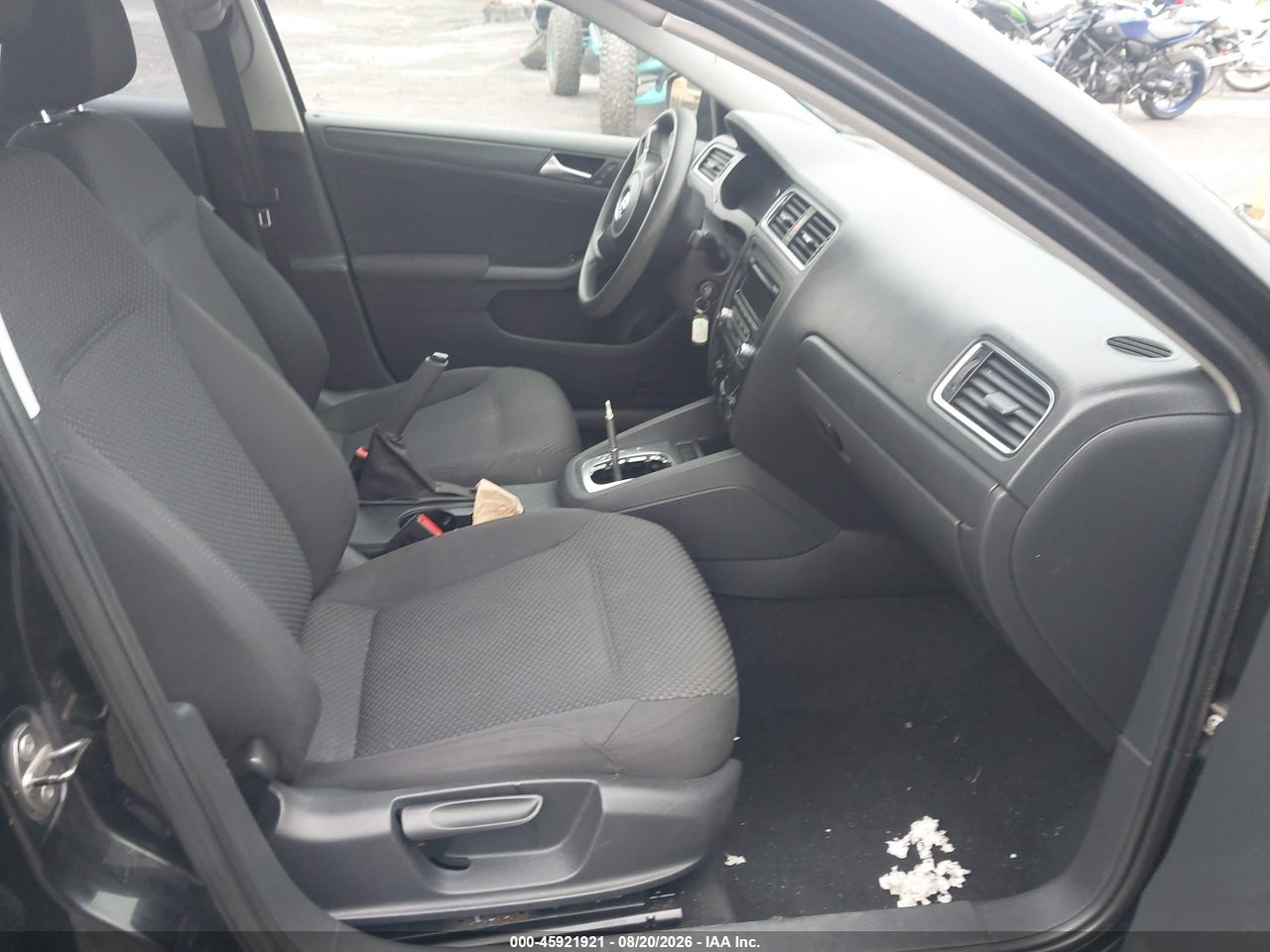 2012 VOLKSWAGEN JETTA 2.0L S · 5/11