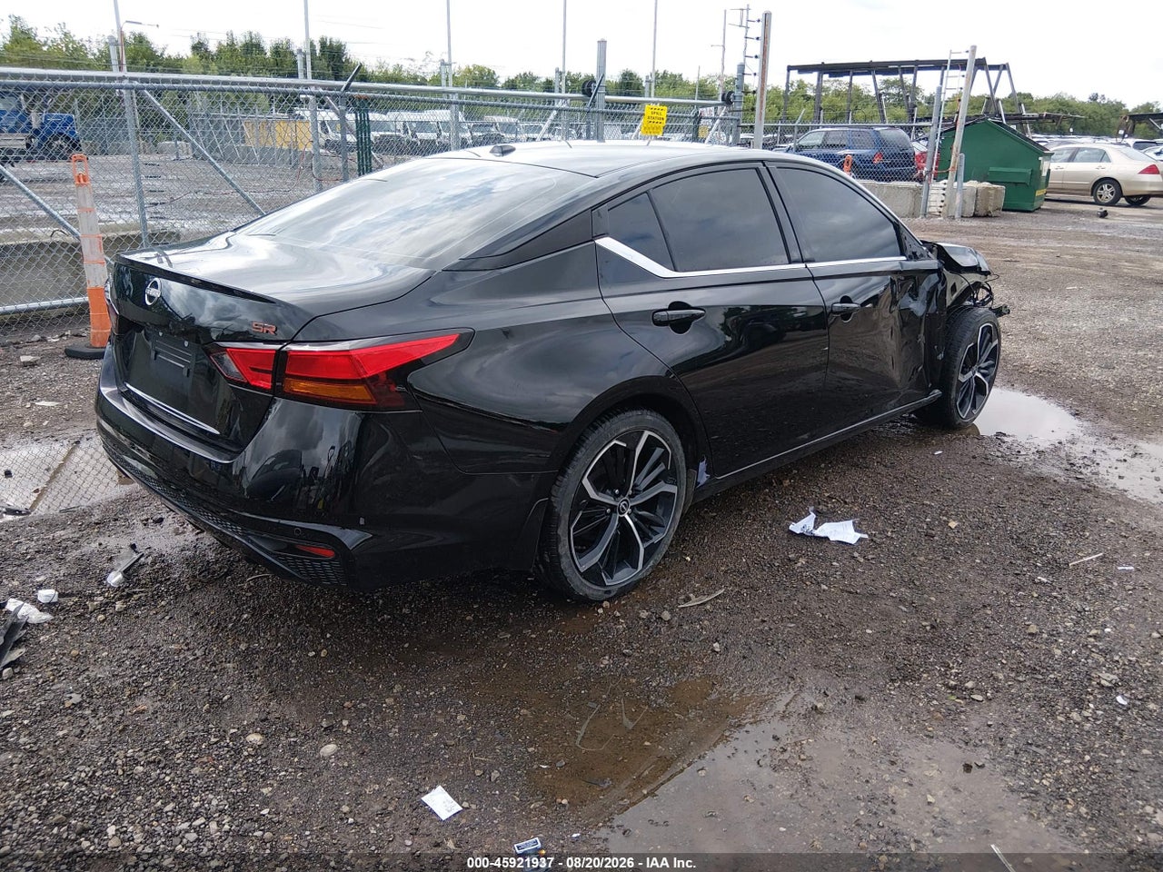2024 NISSAN ALTIMA SR FWD · 4/11