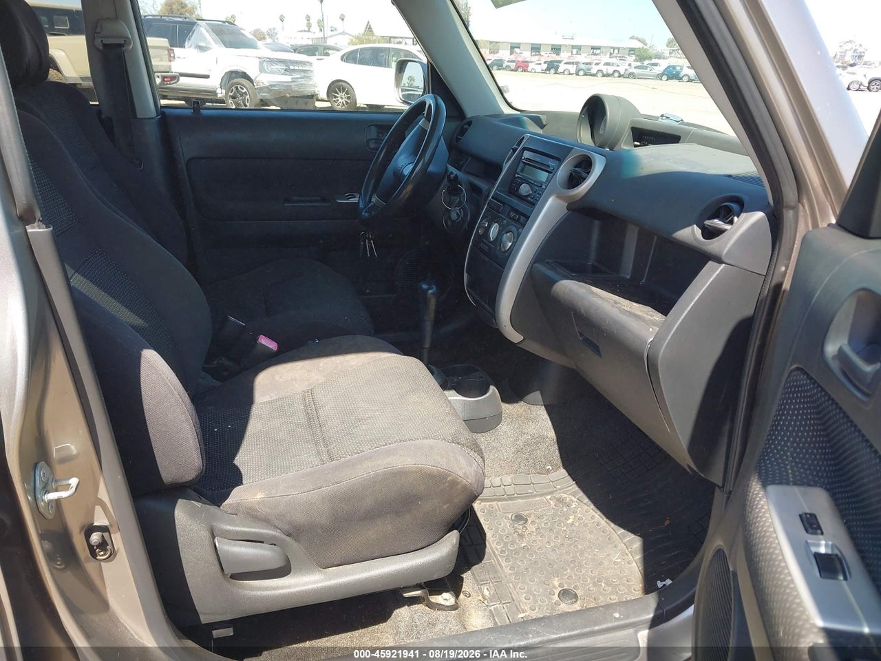 2005 SCION XB · 5/11