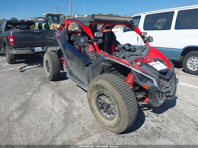 3JBVXAW26JK****** · 2018 CAN-AM MAVERICK X3 X RS TURBO R