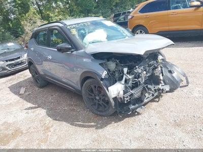 2023 NISSAN KICKS SR XTRONIC CVT