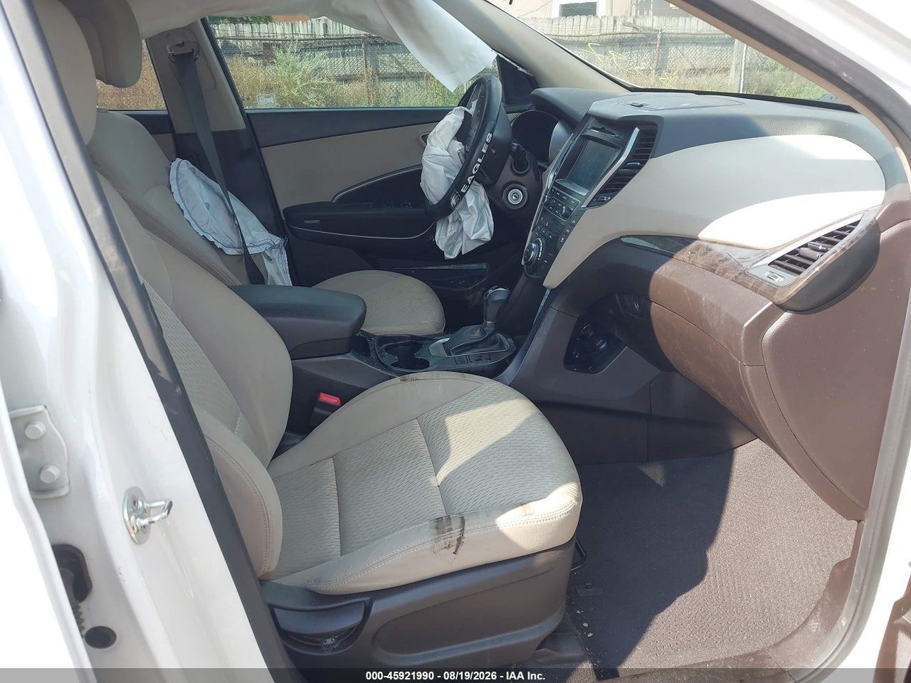 2018 HYUNDAI SANTA FE SE · 5/10